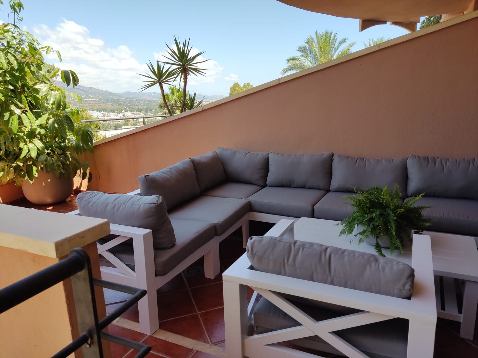 magna marbella luis2 23