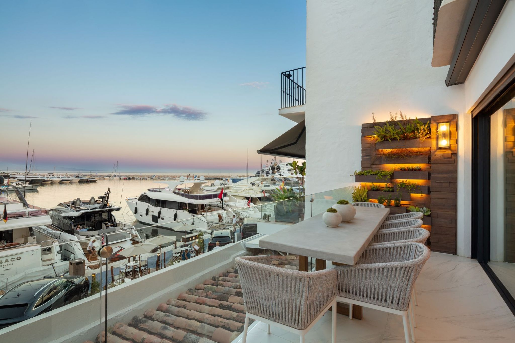 banus 1 19