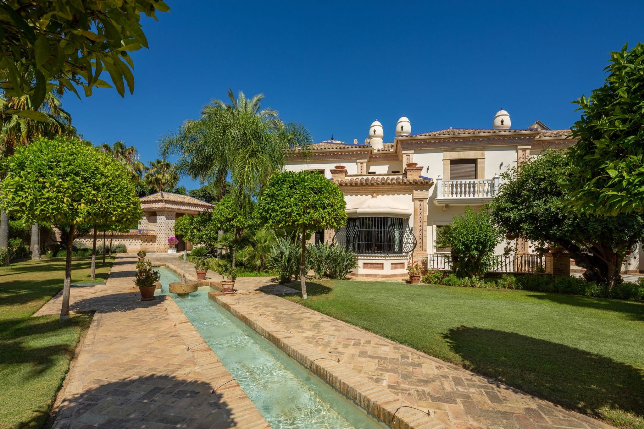 villa eos 16